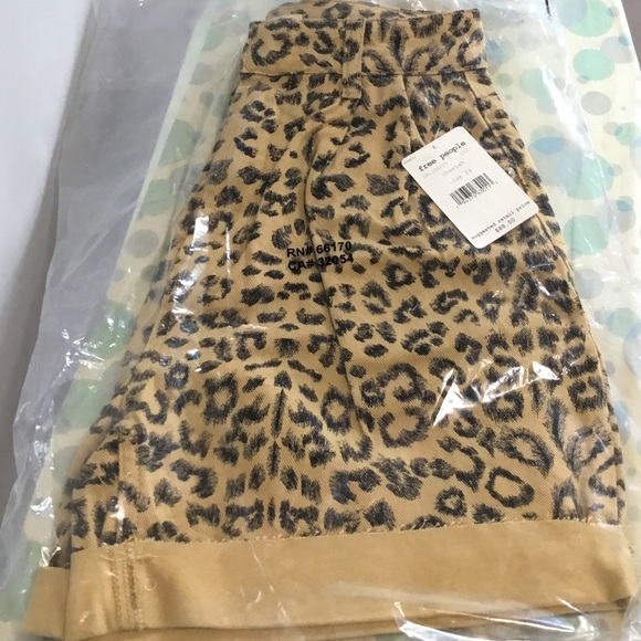 SALE 🔥 Free People Animal Print High Rise Vintage Look Shorts NEW - Picture 3 of 9